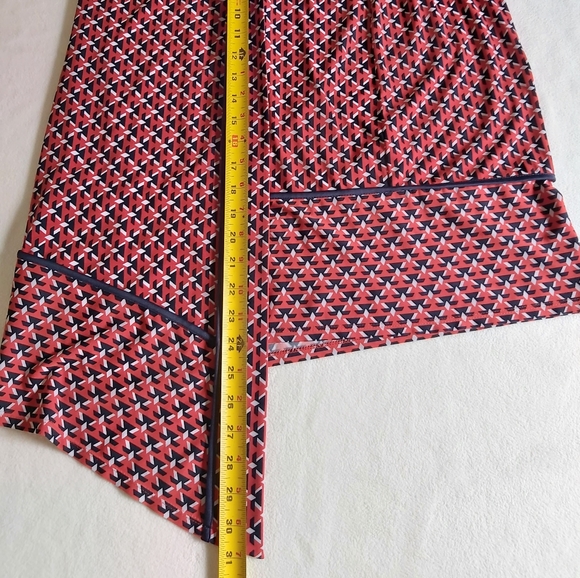 Asymmetric Skirt - Picture 8 of 8